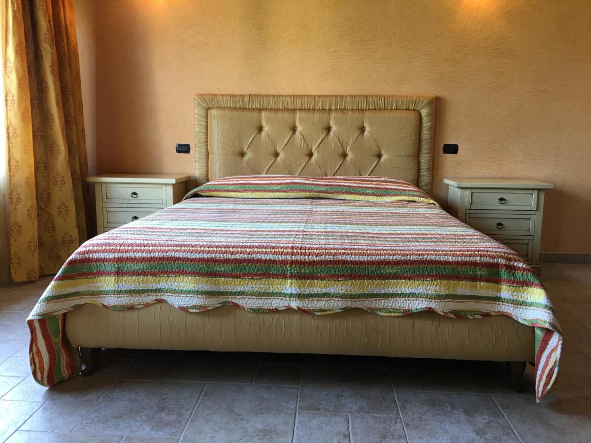 Borgo Dei Normanni Lejlighedshotel San Vito dei Normanni Eksteriør billede