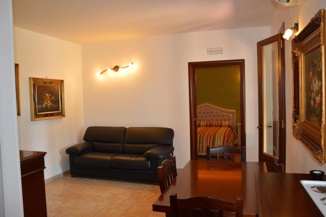 Borgo Dei Normanni Lejlighedshotel San Vito dei Normanni Eksteriør billede